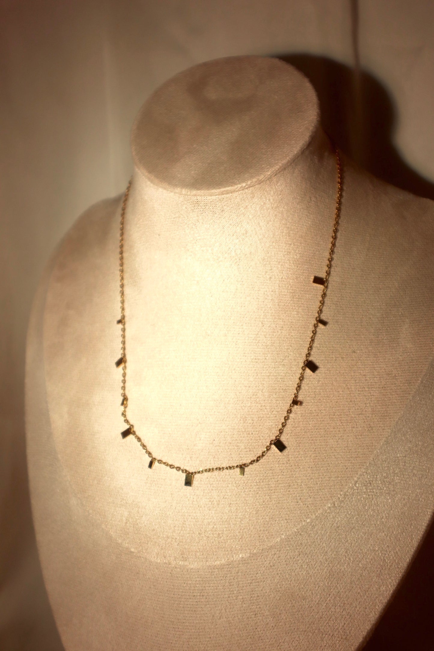 Collier Alia